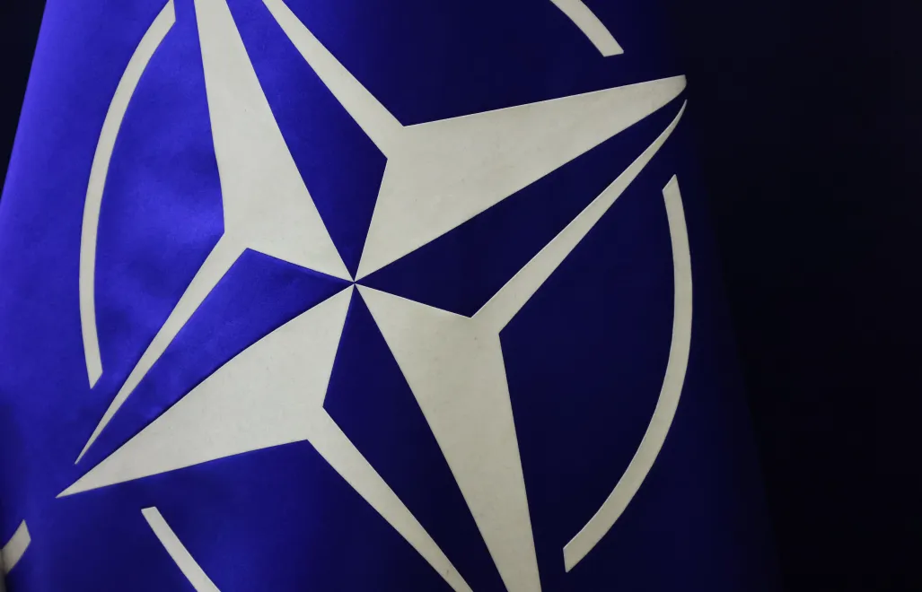 Прапор НАТО. Fot. PAP/Albert Zawada
