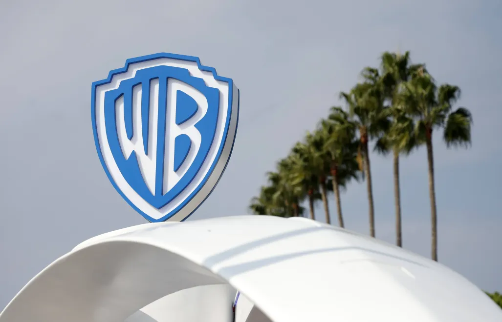 The Warner Bros logo. Fot. PAP/EPA/SEBASTIEN NOGIER