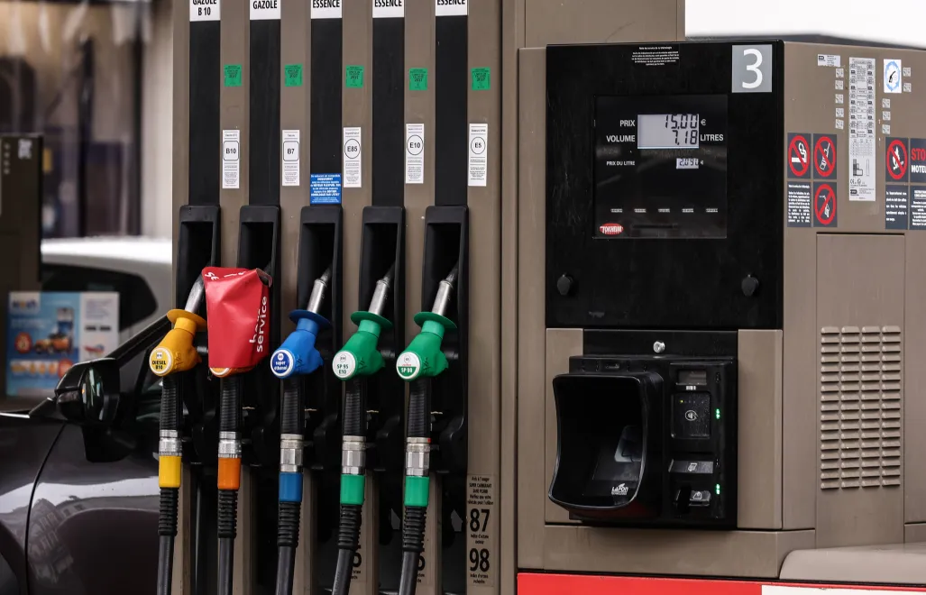 Stacja benzynowa we Francji Fot. PAP/EPA/TERESA SUAREZ