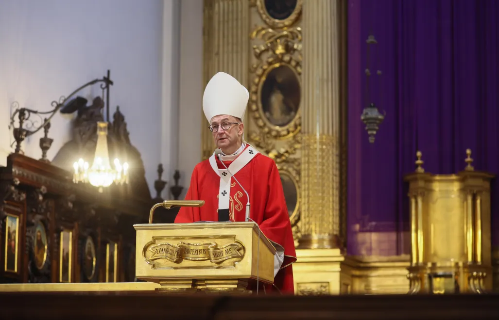 Metropolita warszawski abp Adrian Galbas Fot. PAP/Leszek Szymański