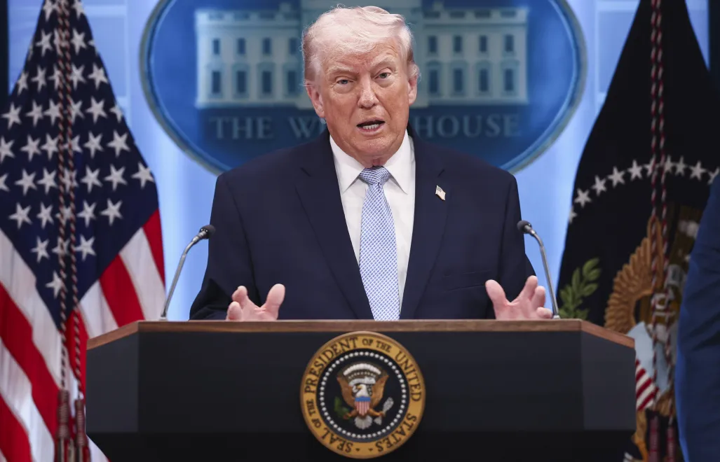 Donald Trump. Fot. EPA/JIM LO SCALZO