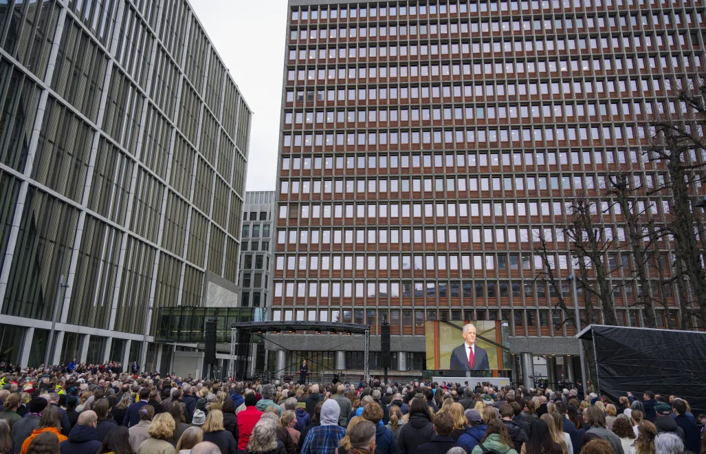 Otwarcie pierwszej części nowego kompleksu rządowego w Oslo, odbudowanego po zamachu Andersa Breivika w 2011 roku, fot. PAP/EPANTB/Ole Berg-Rusten