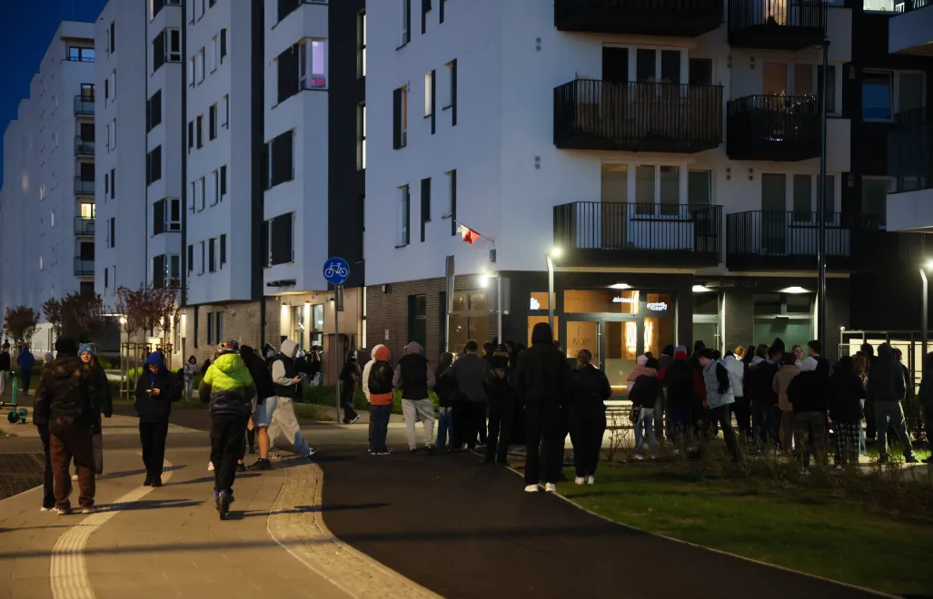 Miejsce prowadzenia zbiórki influencera Patryka „Łatwoganga” Garkowskiego. Fot. PAP/Leszek Szymański