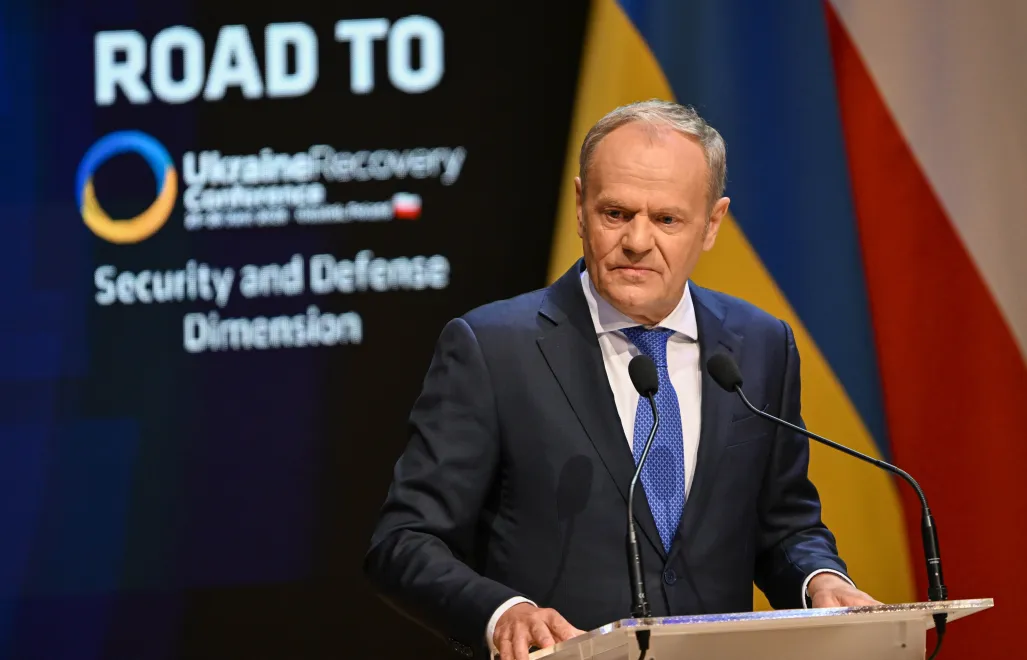 Премьер-министр Польши Дональд Туск на конференции в Жешуве "Road to URC (Ukraine Recovery Conference) – Security and Defence Dimension". Fot. PAP/Darek Delmanowicz