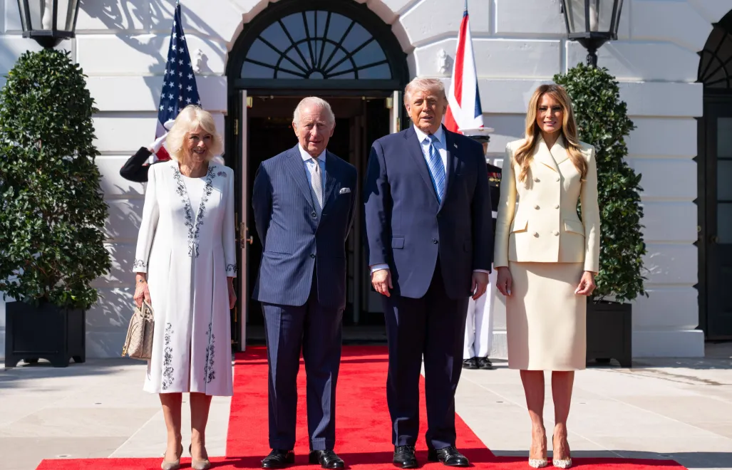 Королева Камілла, король Карл III, Дональд Трамп, Меланія Трамп. Fot. PAP/EPA/ALLISON ROBBERT/ POOL