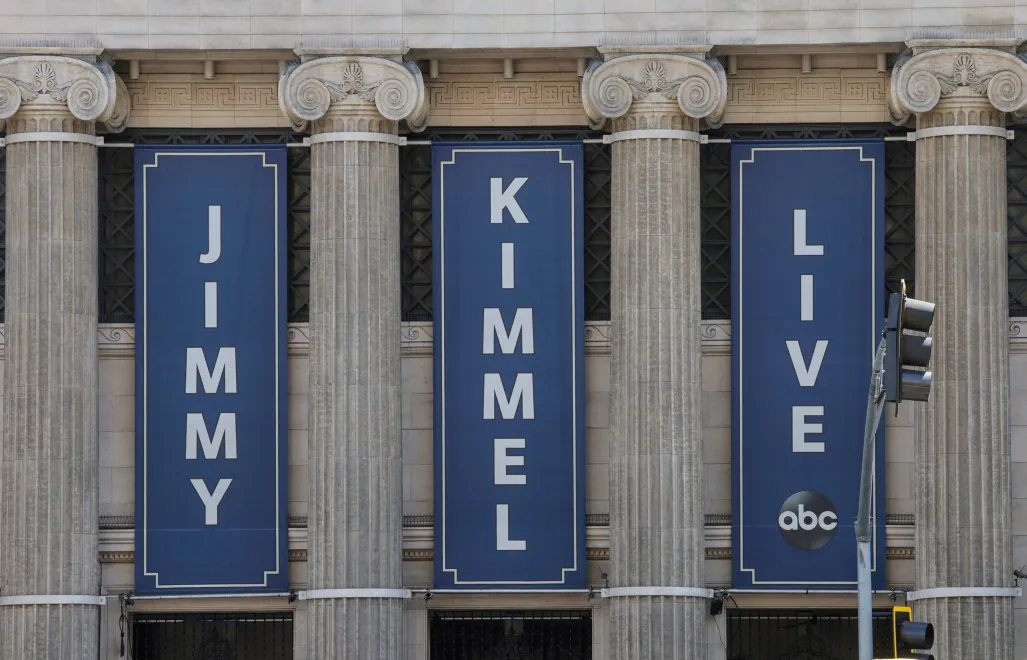 Program Jimmy'ego Kimmela po raz kolejny wzbudza kontrowersje politycznej. Fot. PAP/EPA/CHRIS TORRES