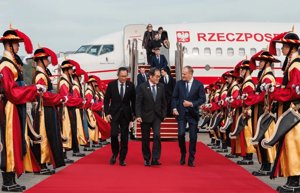 Premier Donald Tusk rozpoczął w niedzielę wizytę w Korei Południowej. Fot. X/Kancelaria Premiera