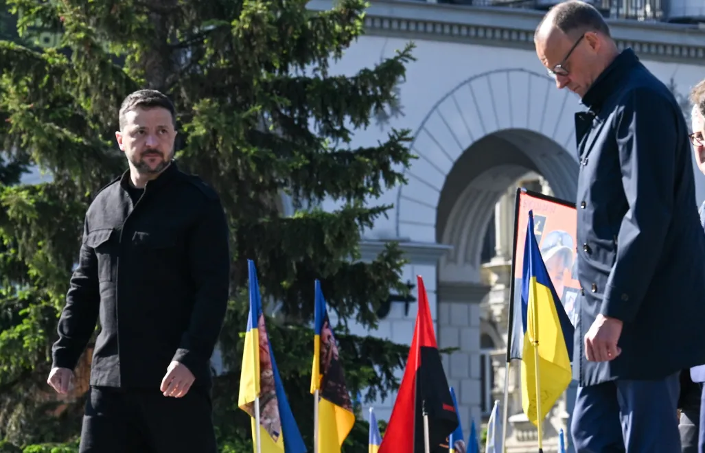 Prezydent Ukrainy Wołodymyr Zełenski i kanclerz Niemiec Friedrich Merz. Fot. PAP/	Darek Delmanowicz