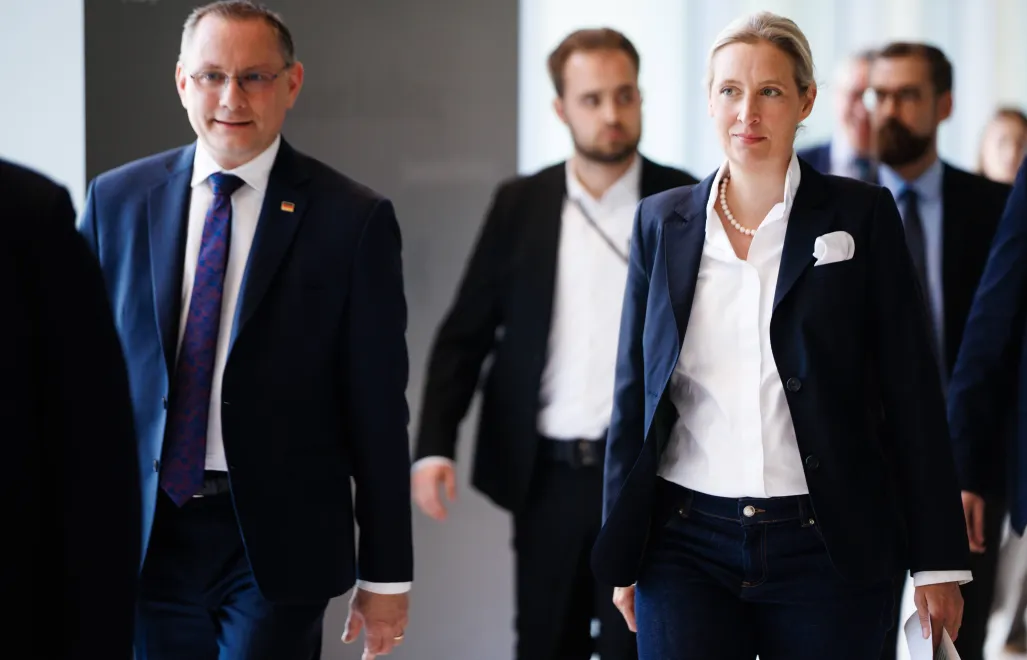 Liderzy AfD: Alice Weidel i Tino Chrupalla. Fot. PAP/EPA/CLEMENS BILAN