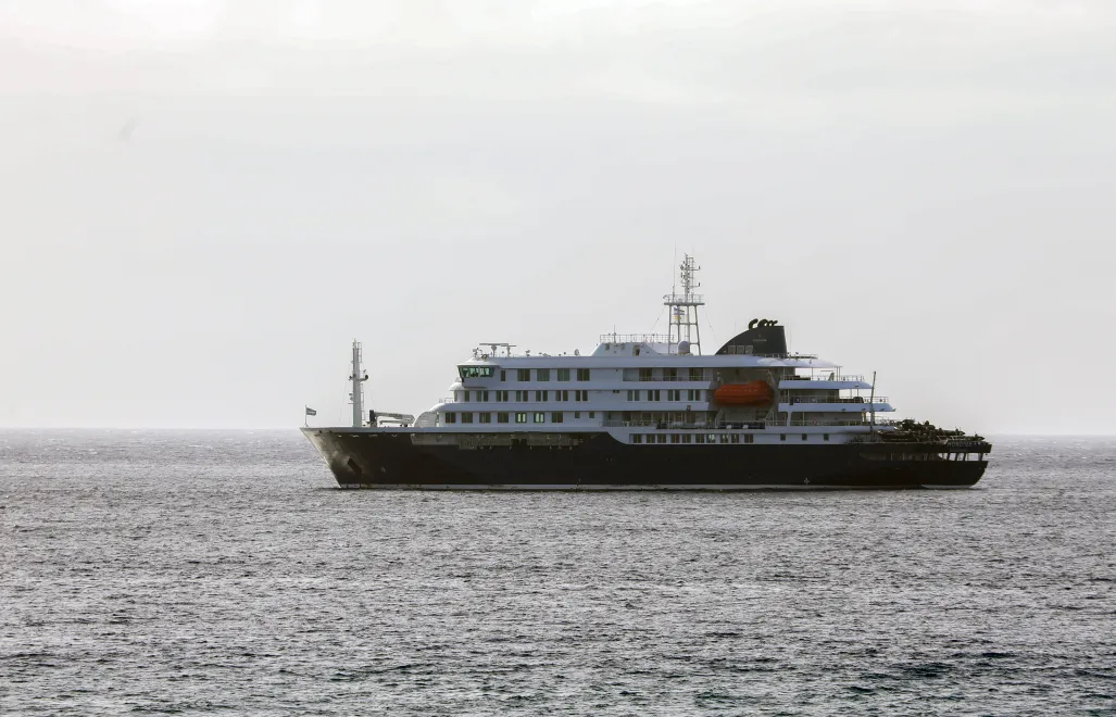 MV Hondius. Fot. PAP/EPA/ELTON MONTEIRO