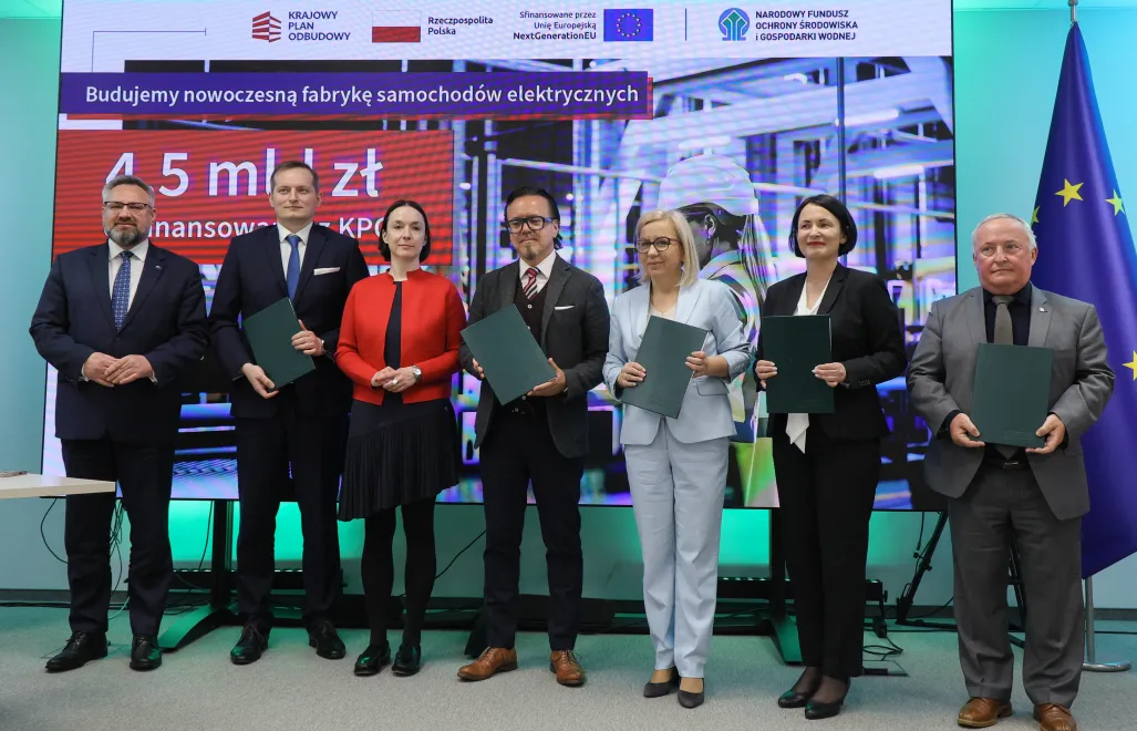 4,5 mld zł z KPO na projekt „Polski Hub Elektromobilności”. Fot. PAP/Paweł Supernak