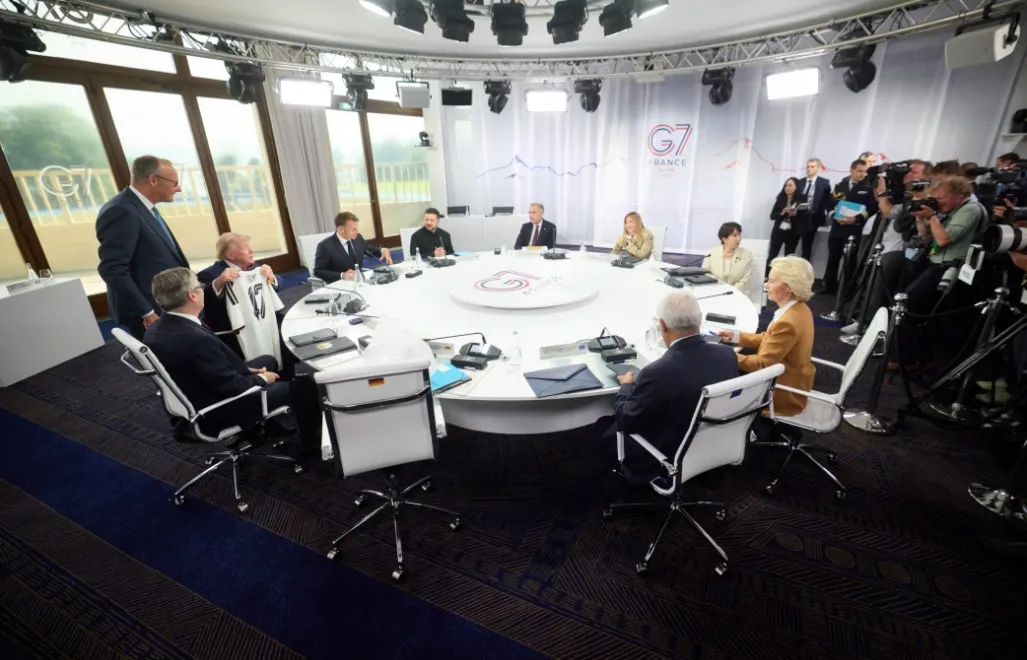 Во Франции состоялась встреча в формате G7-Украина. Fot. https://www.president.gov.ua/