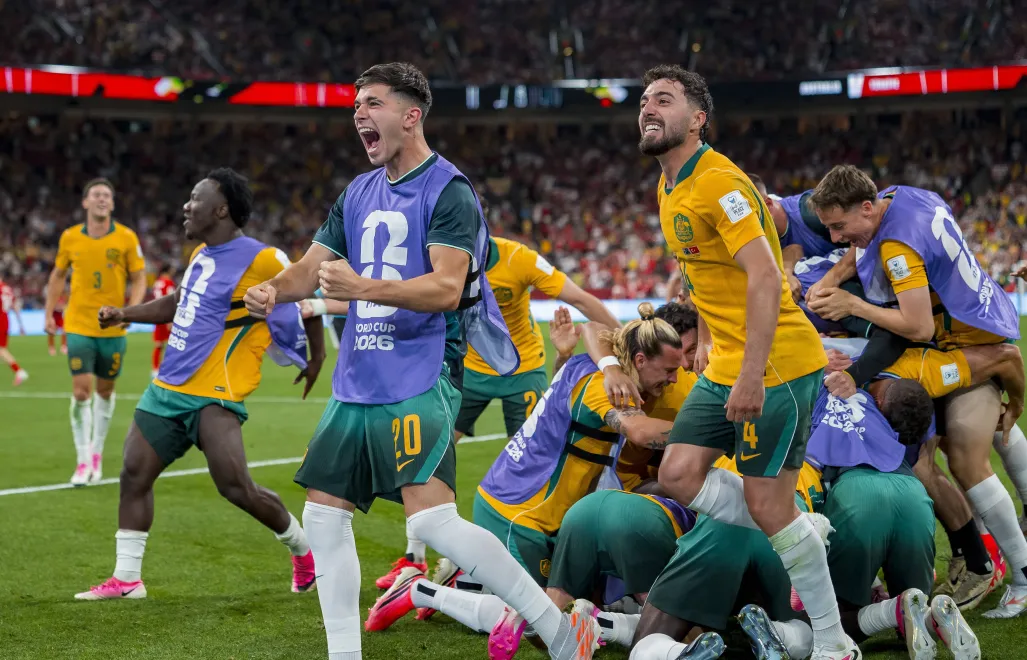 Australijscy piłkarze na stadionie BC Place w Vancouver wygrali z Turcją 2:0. Fot. PAP/EPA/	BOB FRID