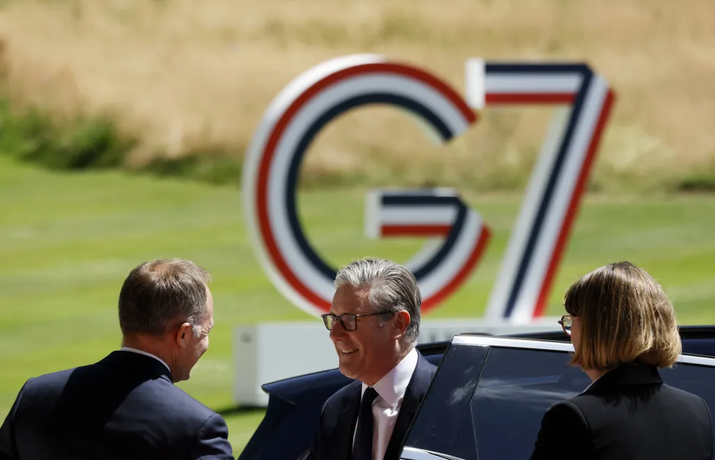 Кир Стармер на саммите G7. Fot. PAP/EPA/YOAN VALAT