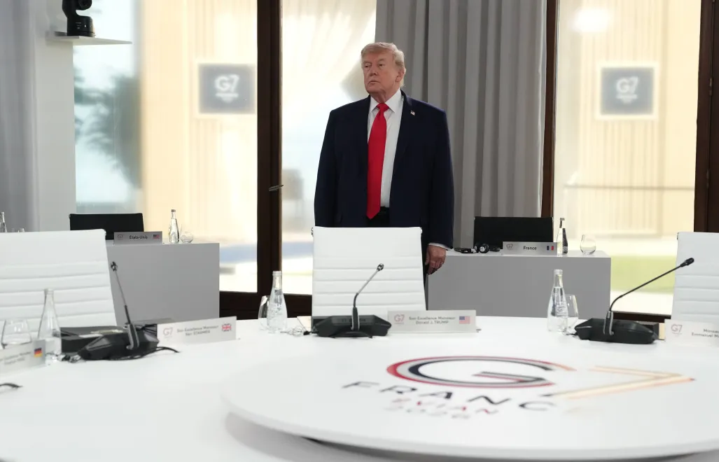 Президент США Дональд Трамп в Ев'яні-ле-Бен. Fot. PAP/EPA/THIBAULT CAMUS / POOL