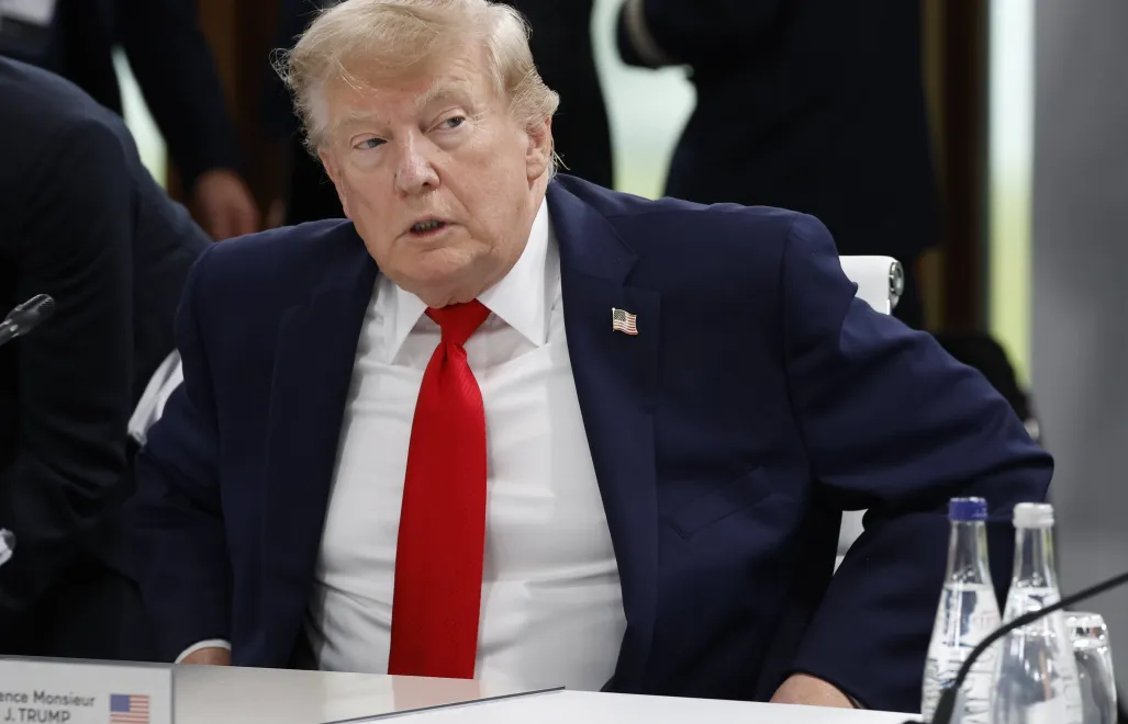 Prezydent USA Donald Trump. Fot. PAP/EPA/YOAN VALAT