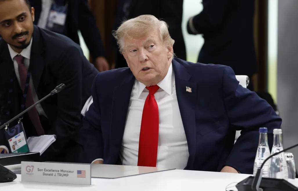 Prezydent USA Donald Trump. Fot. PAP/EPA/YOAN VALAT