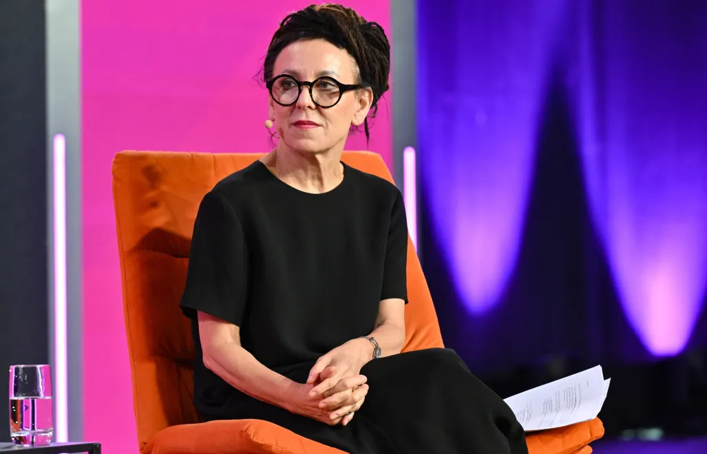 Noblistka, pisarka Olga Tokarczuk podczas spotkania w ramach pierwszej edycji Kongresu i Festiwalu Psychologicznego Re_Mind we Wrocławiu. Fot. PAP/Maciej Kulczyński
