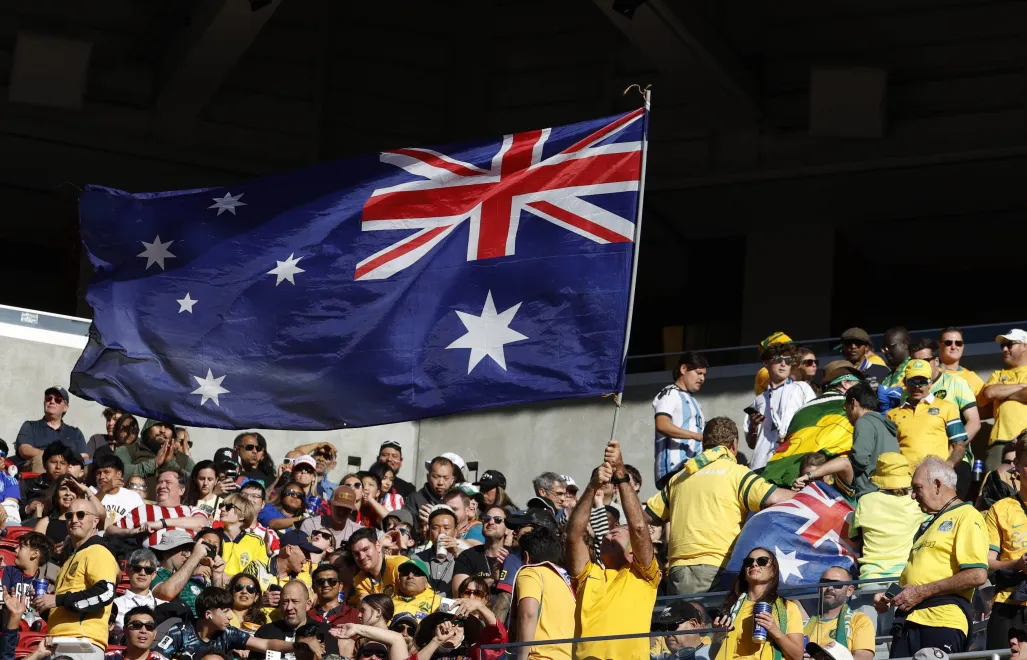 Kibice z flagą Australii Fot. PAP/EPA/Jason Henry