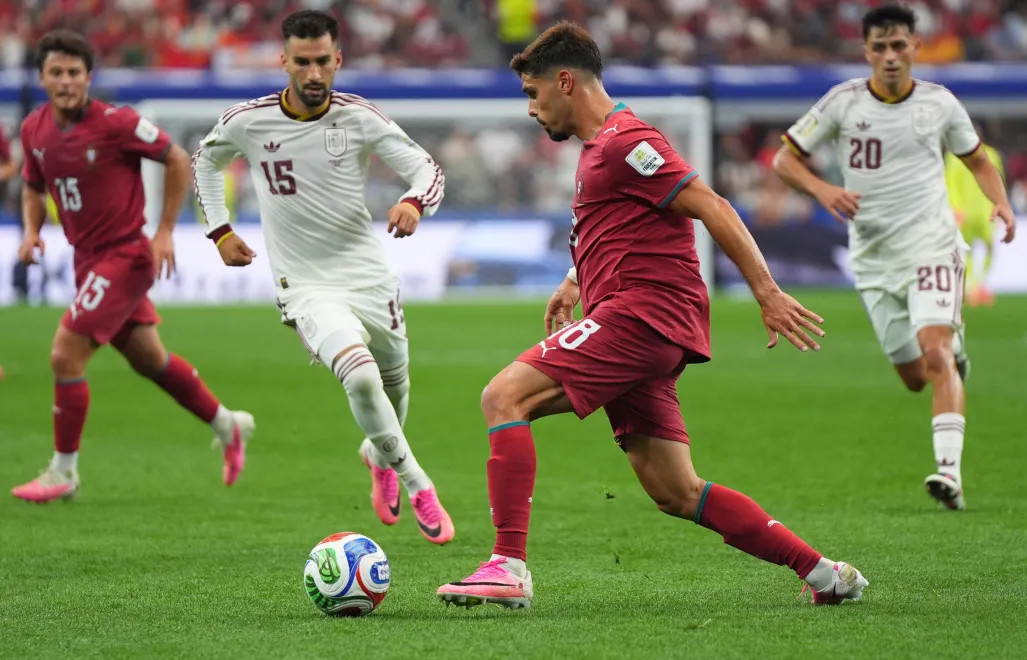 Mecz Hiszpania - Portugalia Fot. PAP/EPA/JEFFREY MCWHORTER