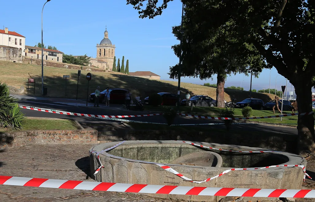 Miejsce śmierci 13-latka podczas świętowania zwycięstwa Hiszpanii w MŚ, Ciudad Rodrigo. Fot. PAP/EPA/J.M. GARCIA