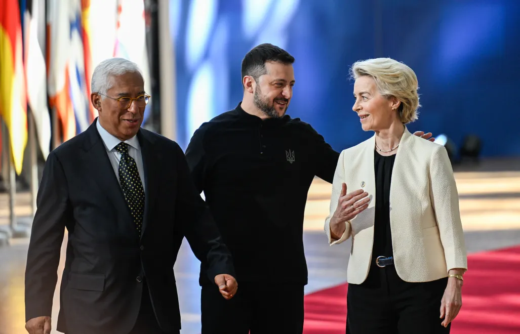 Глава Европейского совета Антониу Кошта, президент Украины Владимир Зеленский и председатель Европейской комиссии Урсула фон дер Ляйен. Fot. PAP/Wiktor Dąbkowski