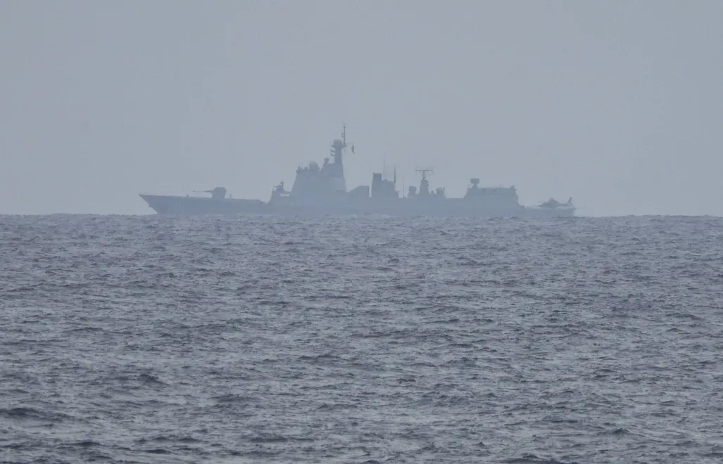Китайский военный корабль в Южно-Китайском море. Fot. PAP/EPA/	Rolex Dela Pena