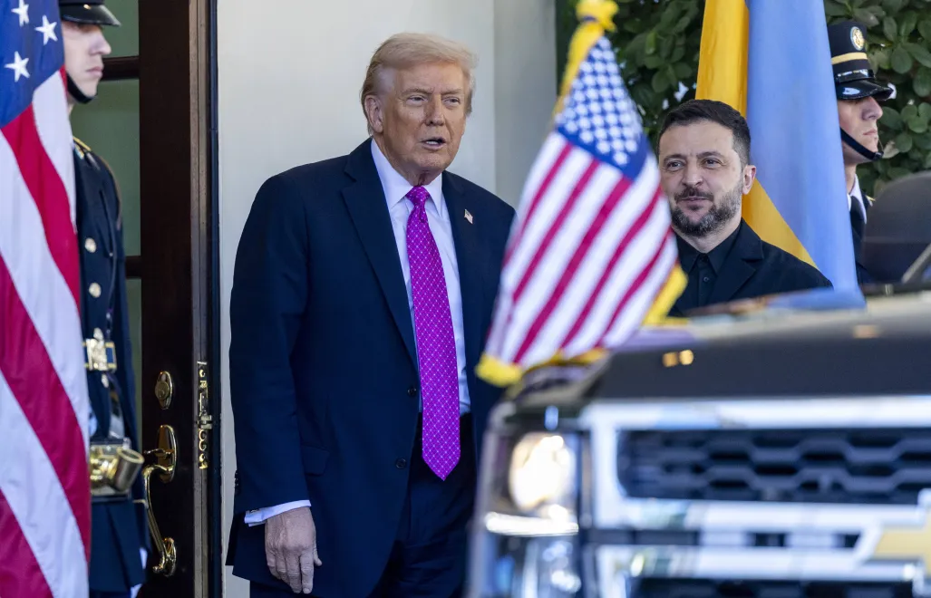 Дональд Трамп і Володимир Зеленський, 17.10.2025. Fot. PAP/EPA/SHAWN THEW
