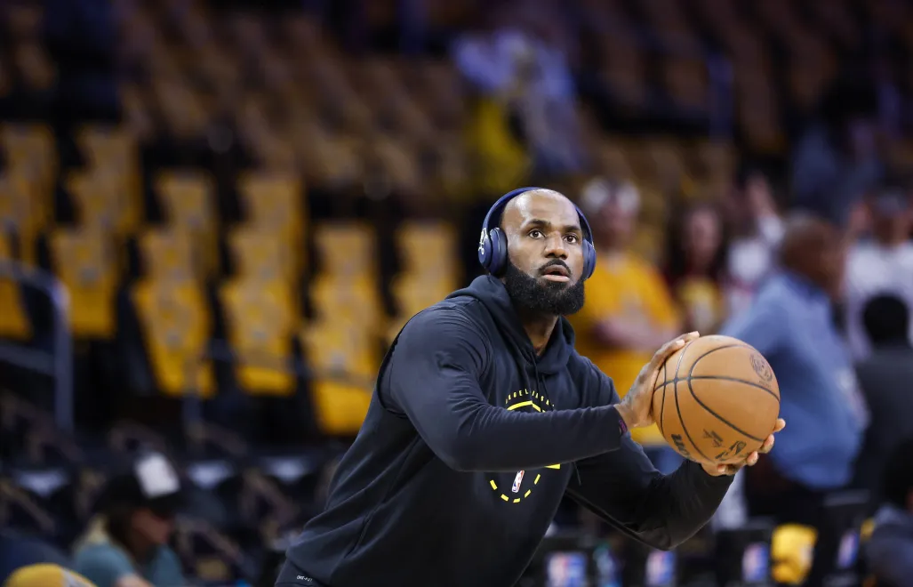 LeBron James, fot. PAP/EPA/CHRIS TORRES