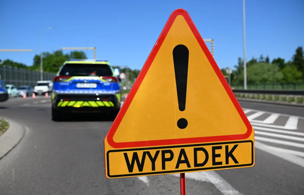 Znak Wypadek - zdjęcie ilustracyjne Fot. PAP/Darek Delmanowicz