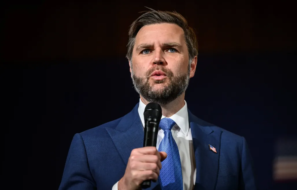 J.D. Vance Fot. PAP/EPA/FABRICE COFFRINI / POOL