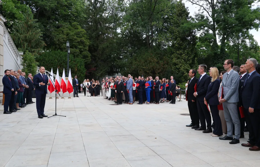Prezydent RP Karol Nawrocki przemawia podczas uroczystości wręczenia nominacji profesorskich w Pałacu Prezydenckim w Warszawie. Fot. PAP/Paweł Supernak
