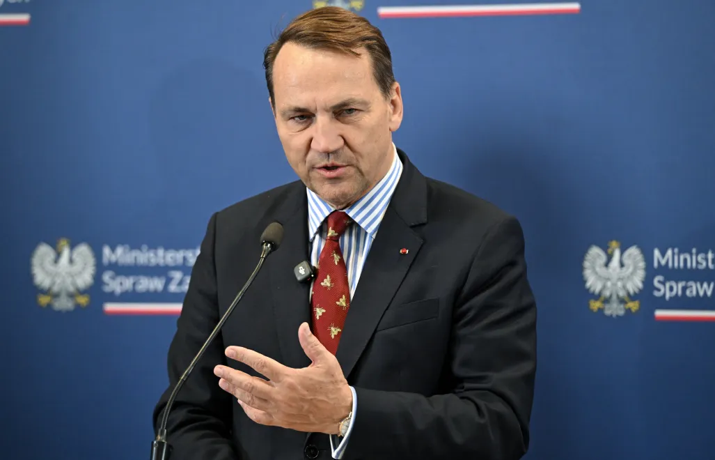Szef MSZ Radosław Sikorski. Fot. PAP/Radek Pietruszka