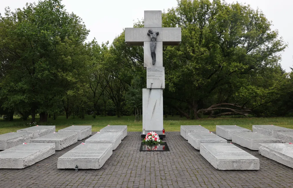 Меморіал жертвам Волинської трагедії у Варшаві. Fot. PAP/Albert Zawada 