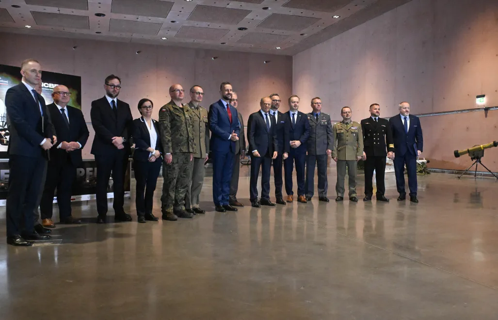 У четвер у Музеї польської армії у Варшаві було підписано угоди про фінансування чергових проєктів, відібраних у рамках програми "Нові технології у сфері безпеки та оборони держави" в рамках програми PERUN. Fot. PAP/Piotr Nowak