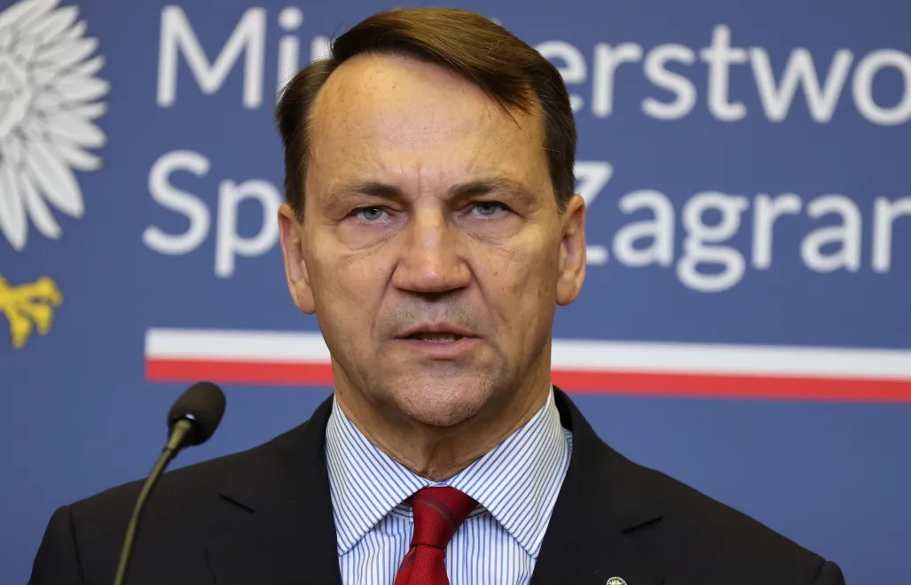 Szef MSZ Radosław Sikorski. Fot. PAP/	Albert Zawada