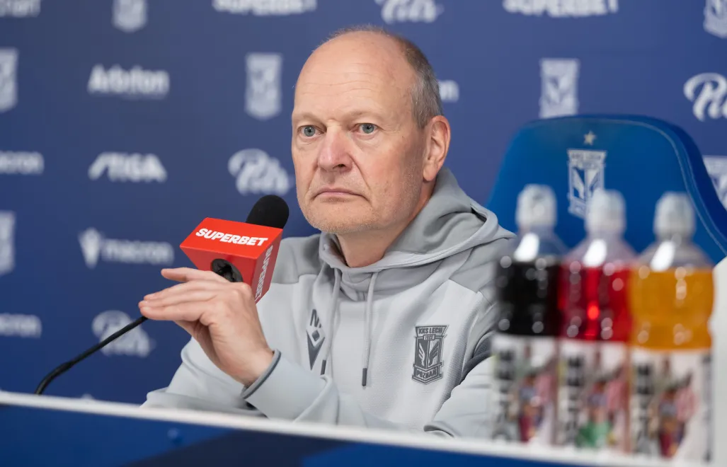 Trener Lecha Poznań Niels Frederiksen. Fot. PAP/Jakub Kaczmarczyk