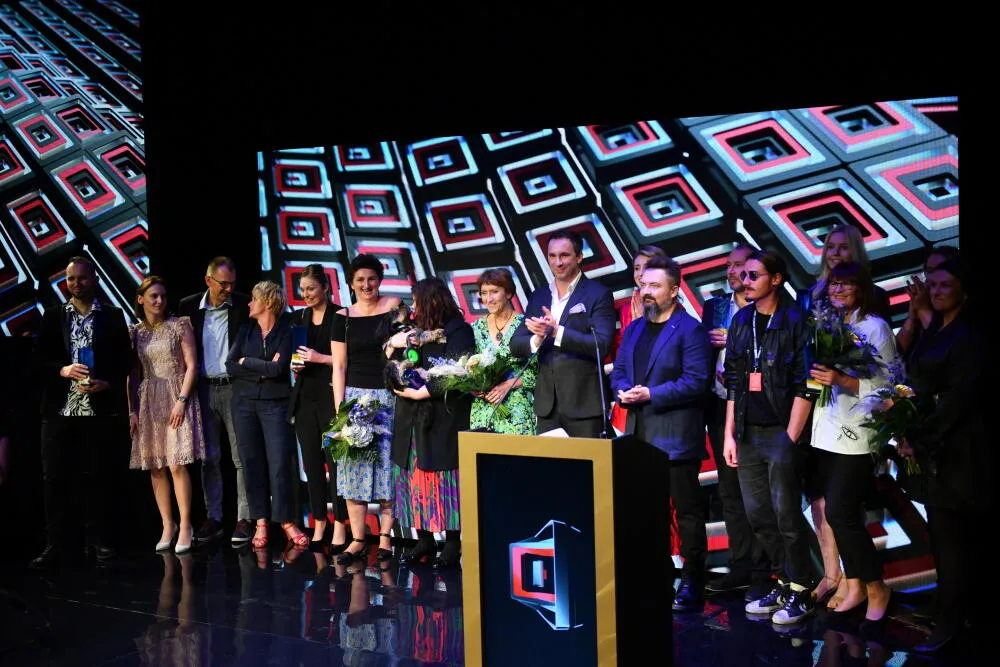  Laureaci nagród Polskiego Instytutu Sztuki Filmowej podczas gali wręczenia nagród w trzecim dniu 47. Festiwalu Polskich Filmów Fabularnych w Gdyni. Fot. PAP/Adam Warżawa