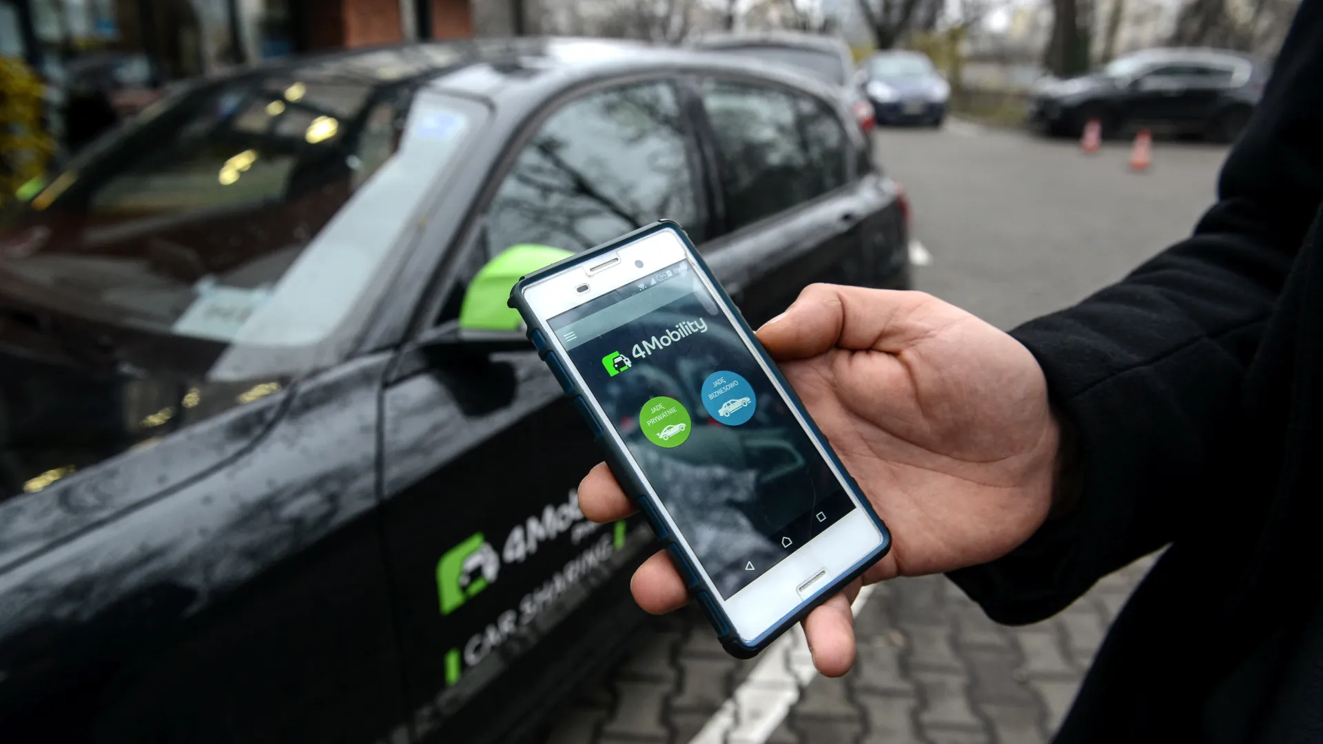 Carsharing. Fot. PAP/Jakub Kamiński