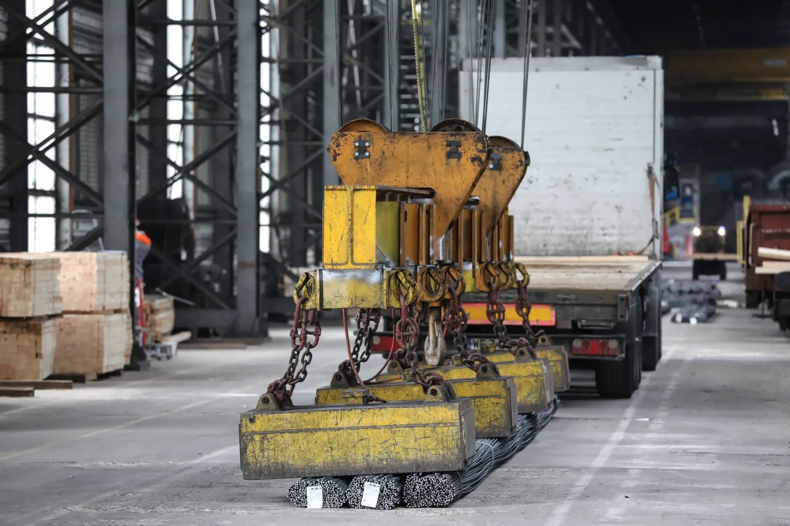 Praca w hucie/zdjęcie ilustracyjne Fot. PAP/Leszek Szymański 