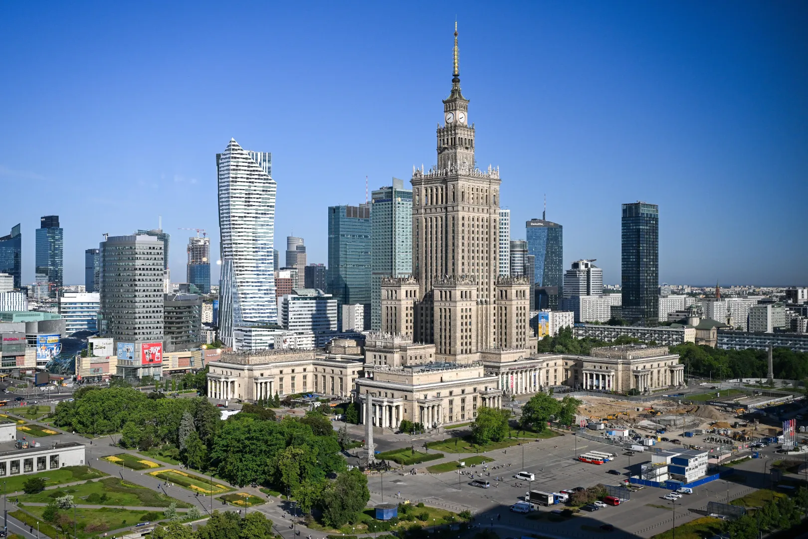 Widok na centrum Warszawy. Fot. PAP/Darek Delmanowicz