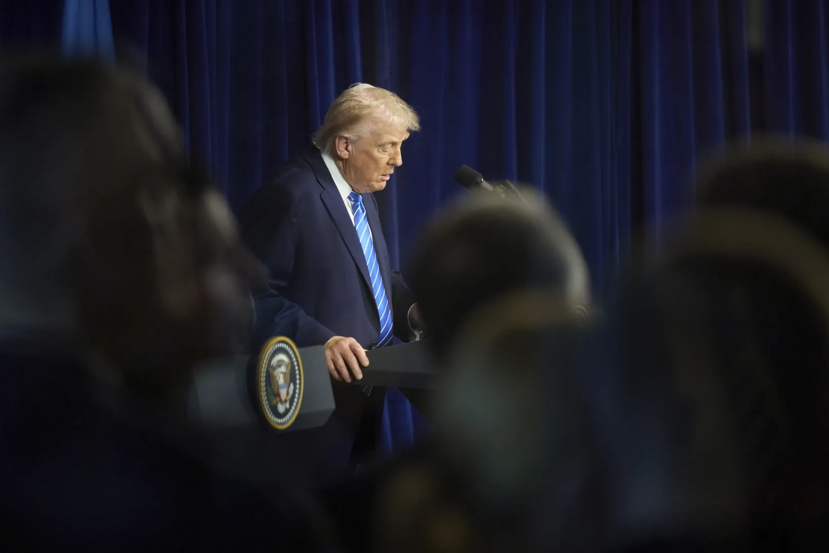 Prezydent Donald Trump po spotkaniu z Wołodymyrem Zełenskim Fot. PAP/EPA/PRESIDENTIAL PRESS SERVICE 