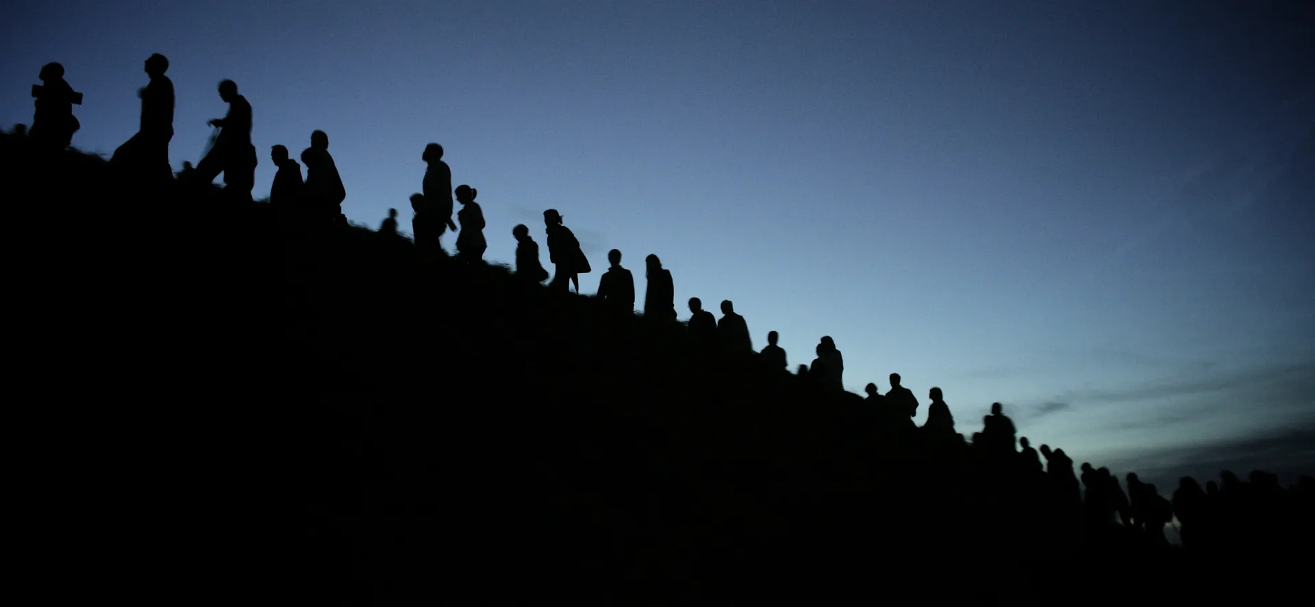 Spektakl koncentruje się na moralnym i psychicznym rozdarciu bohaterów. Fot. PAP/	Adam Warżawa (zdjęcie ilustracyjne)