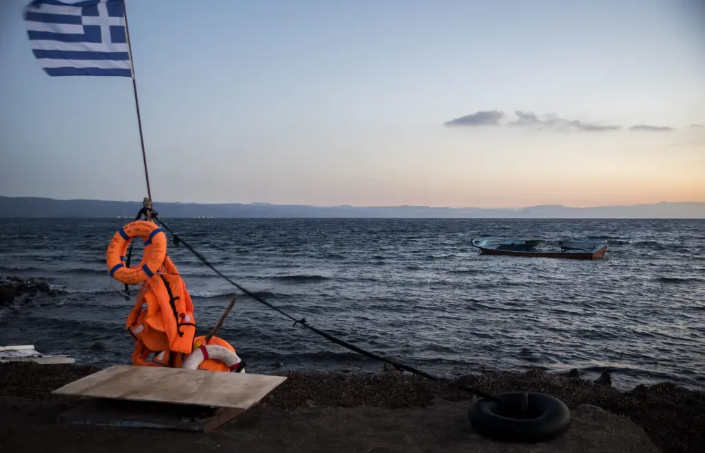 Wybrzeże wyspy Lesbos, zdjęcie ilustracyjne, fot. PAP/EPA/MTI/ZOLTAN BALOGH