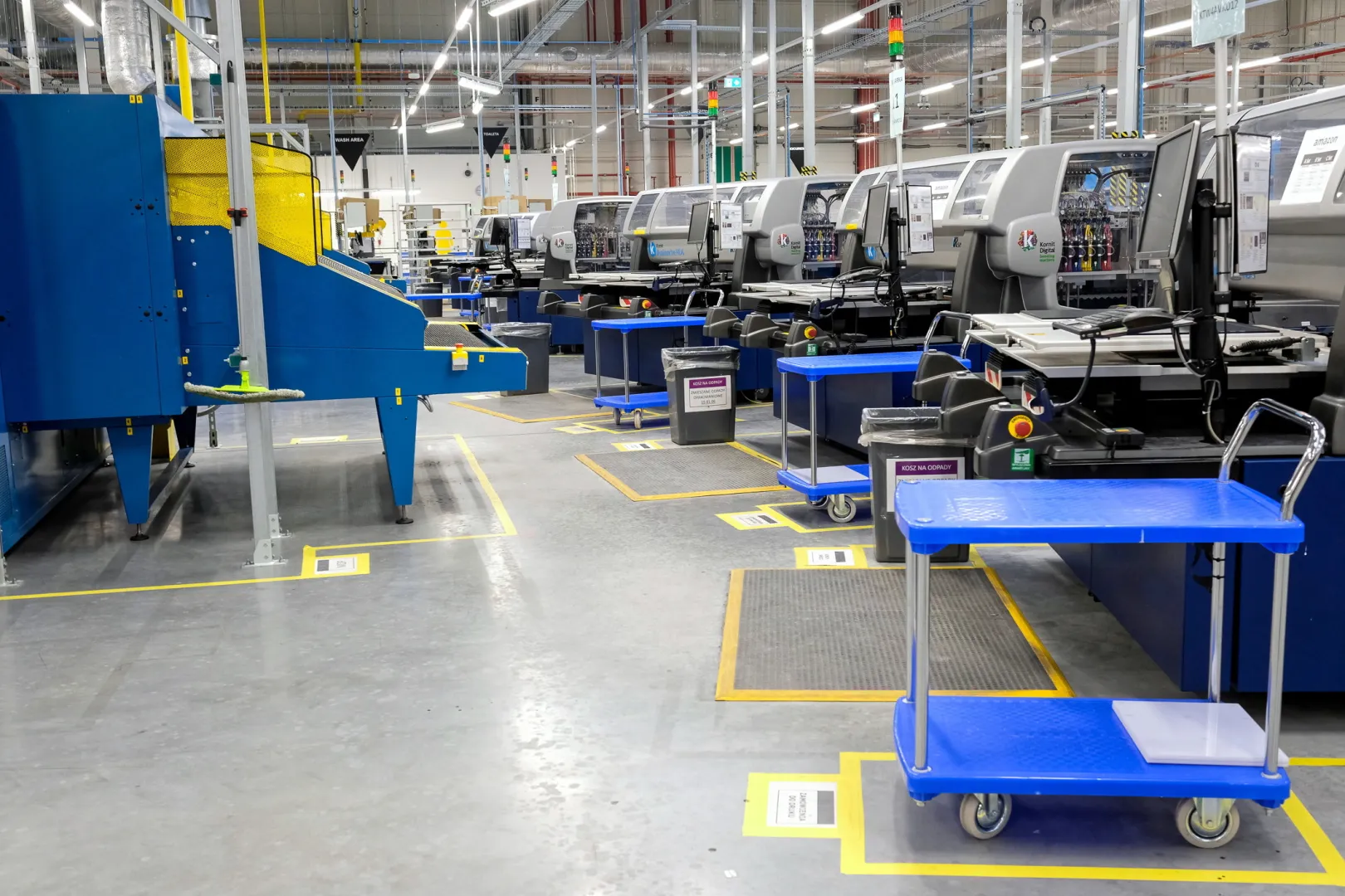 Centrum logistyki Fot. PAP/Hanna Bardo