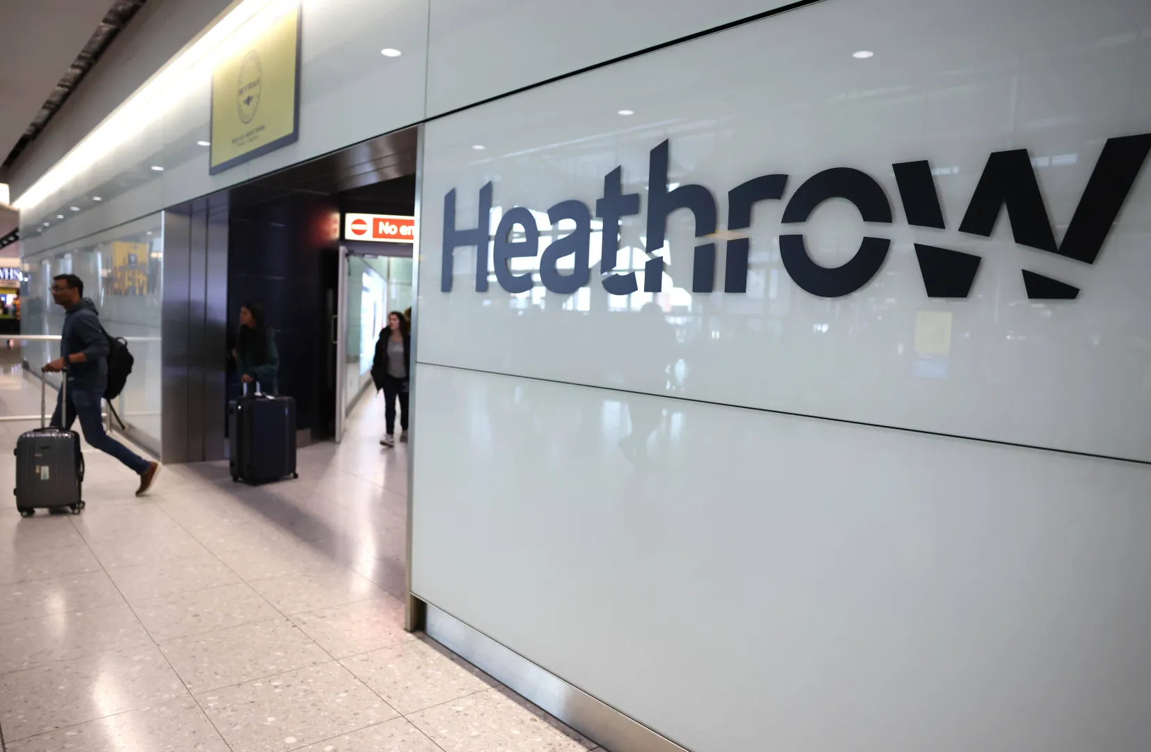 Lotnisko Heathrow. Fot. EPA/NEIL HALL