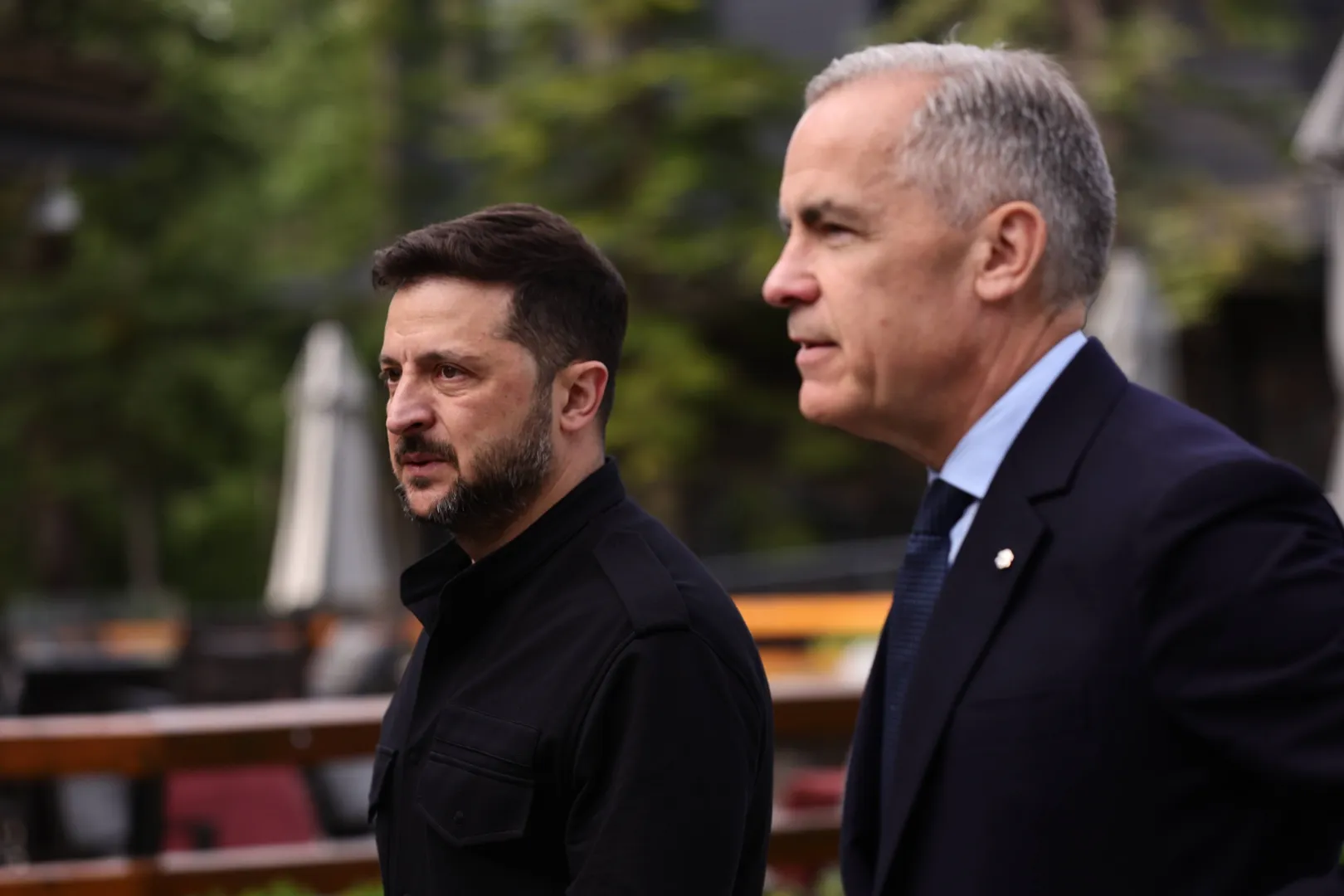 Premier Kanady Marc Carney i prezydent Ukrainy Wołodymyr Zełenski. Fot. PAP/EPA/	TERESA SUAREZ / POOL