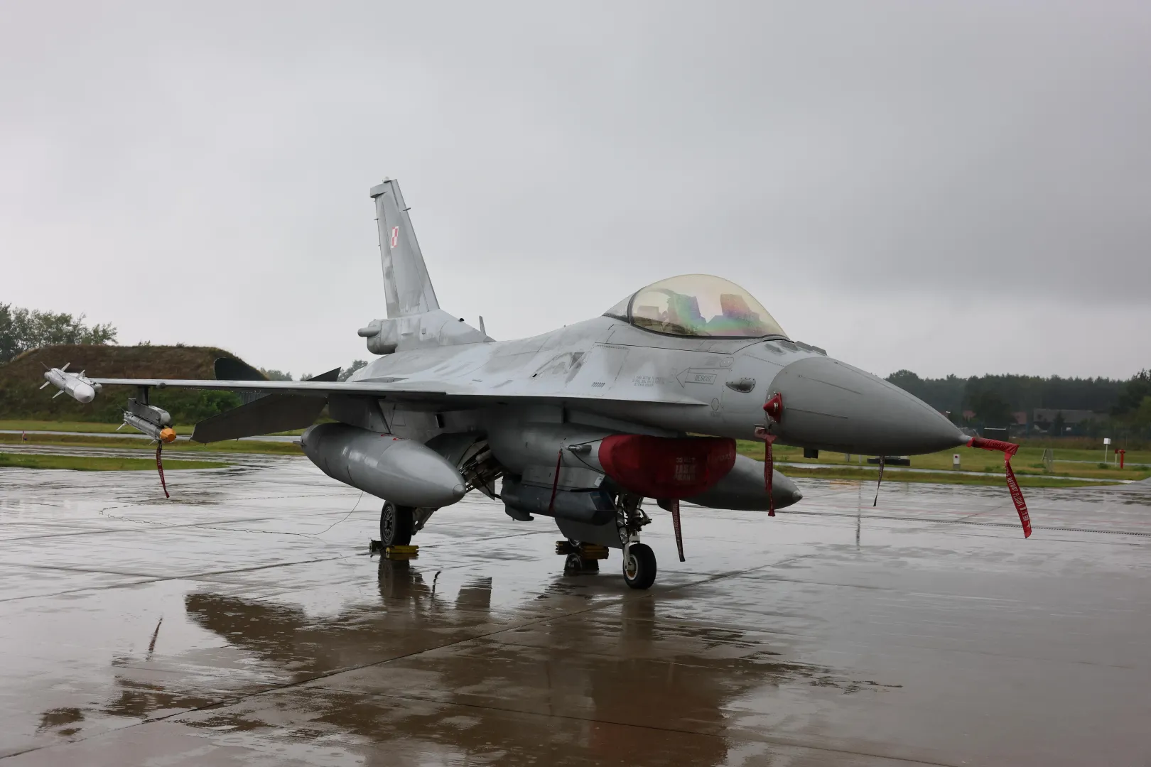 польські F-16 Fot. PAP/Marian Zubrzycki