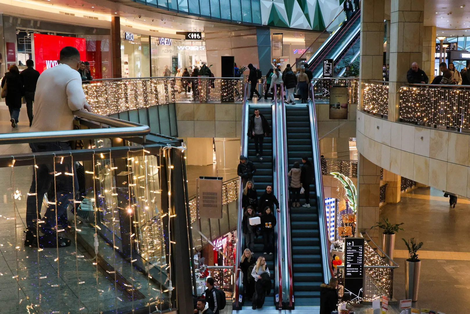 Galeria handlowa. Zdjęcie ilustracyjne. Fot. PAP/Paweł Supernak