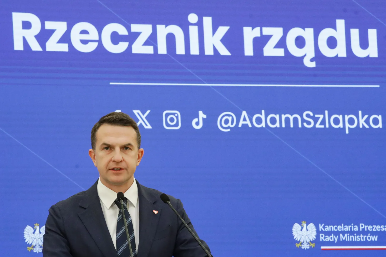 Пресс-секретарь правительства Польши Адам Шлапка. Fot. PAP/Tomasz Gzell